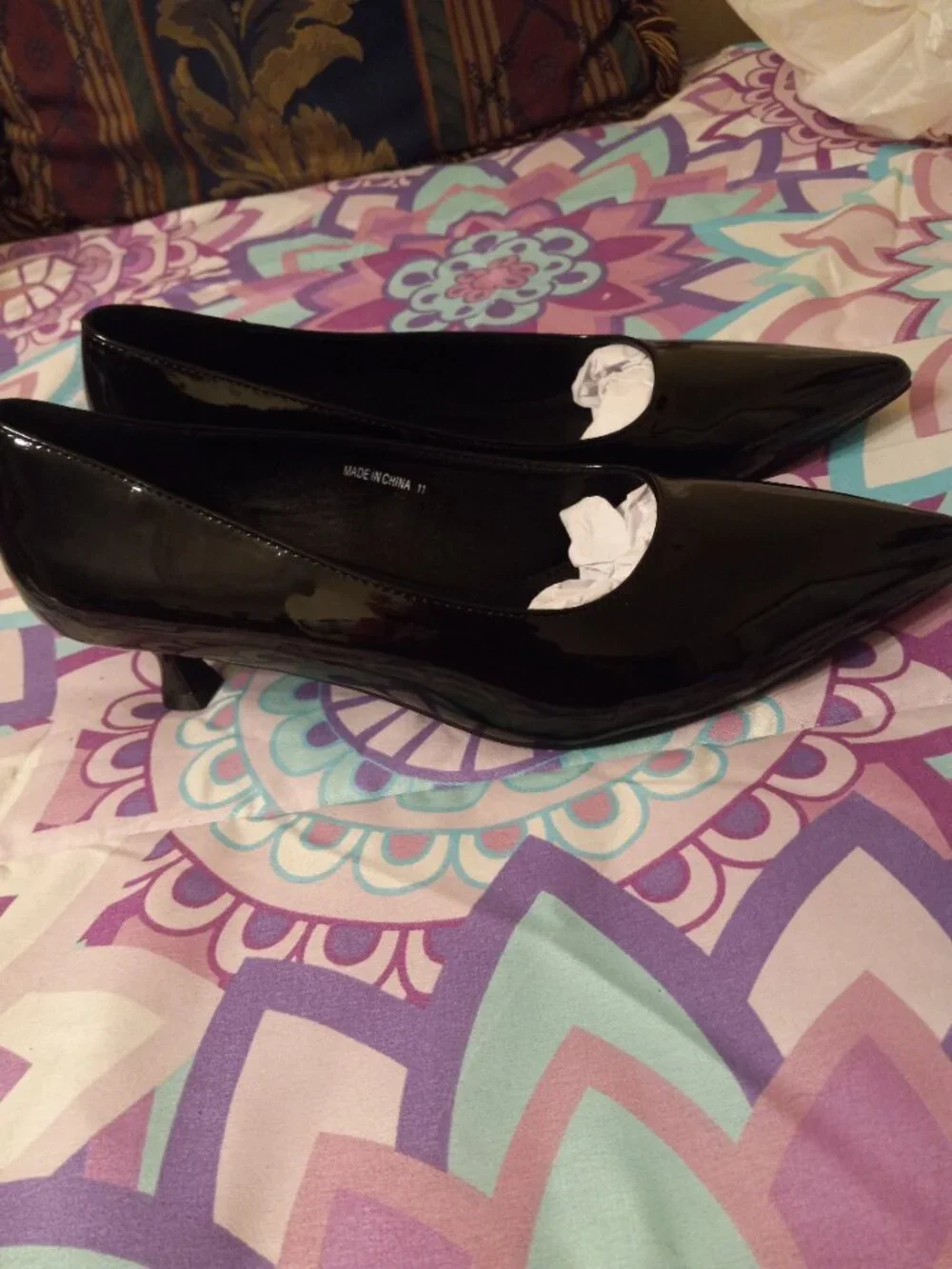 Shoes - Picture 4 of 4